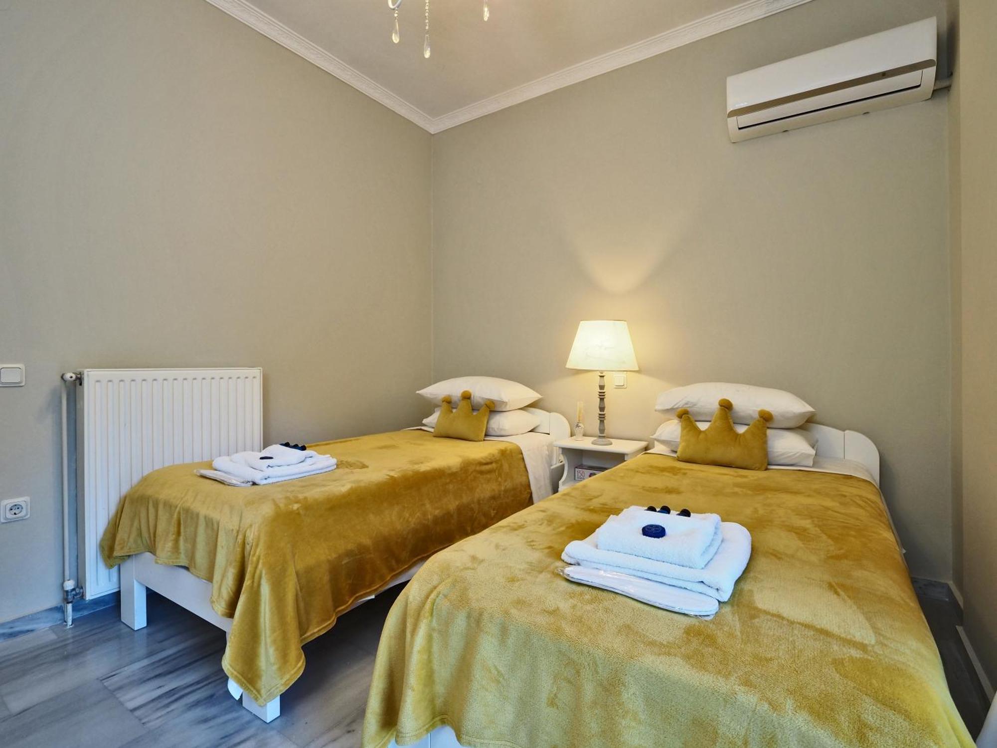 Villa Euphoria Apts Afión 외부 사진
