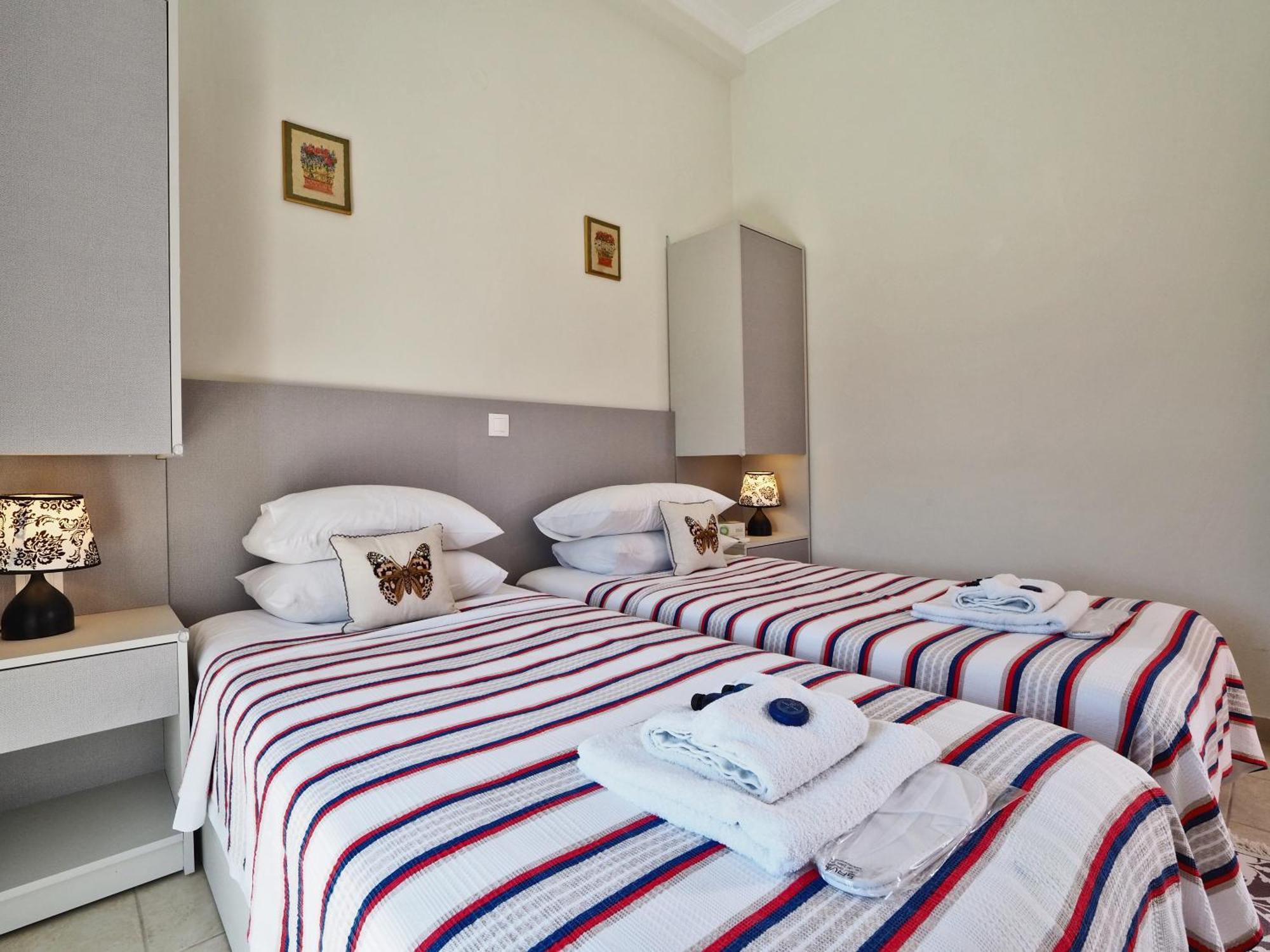 Villa Euphoria Apts Afión 외부 사진