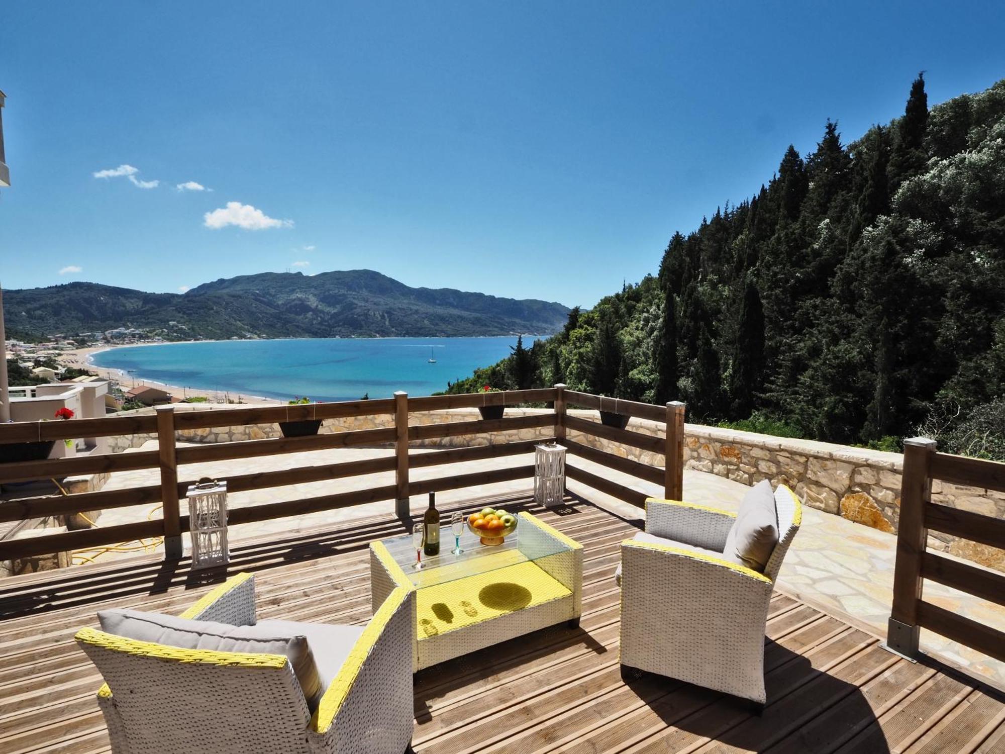 Villa Euphoria Apts Afión 외부 사진
